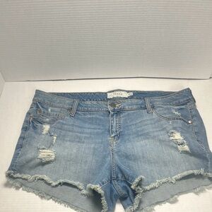 Torrid Distressed Denim Shorts Size 20